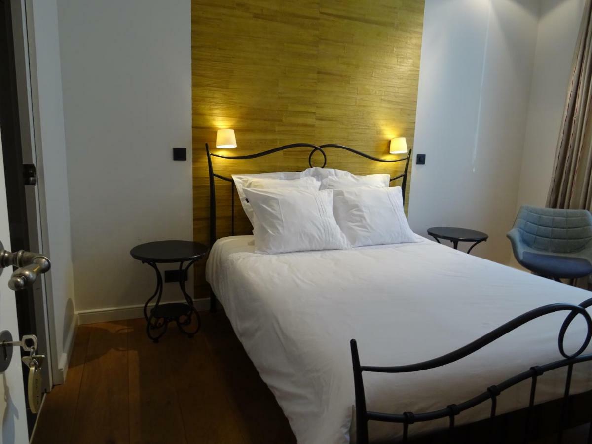 B&B Val Des Roses บรูจส์ ภายนอก รูปภาพ